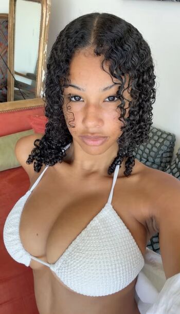 62_gyal