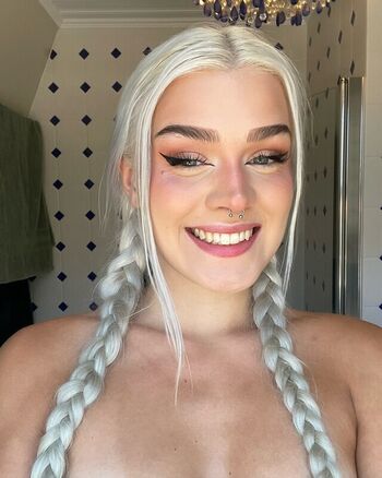 Alix Ablaze