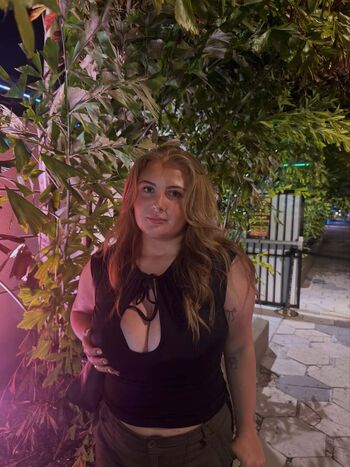 Full leaked Alyssaholmes page private onlyfans photo
