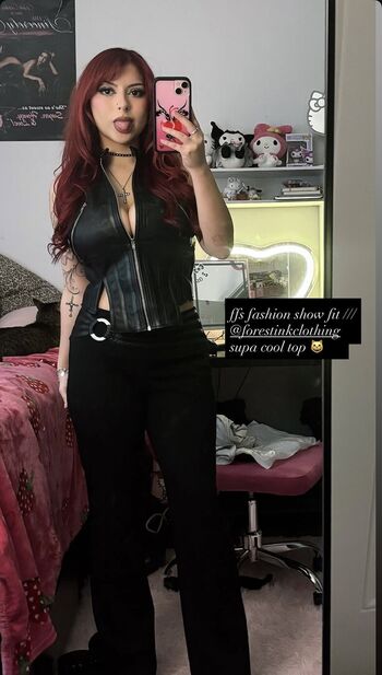 Full leaked Ariiposaa page private onlyfans photo