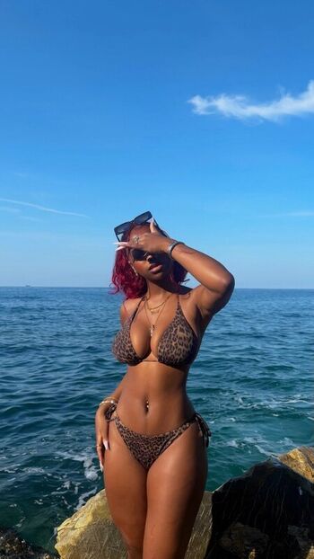 Full leaked Camilleownsyou private onlyfans photo