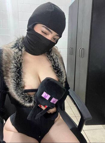 Full leaked Chaparrita linda page private onlyfans photo