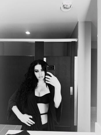 Full leaked Charli xcx  page private onlyfans photo