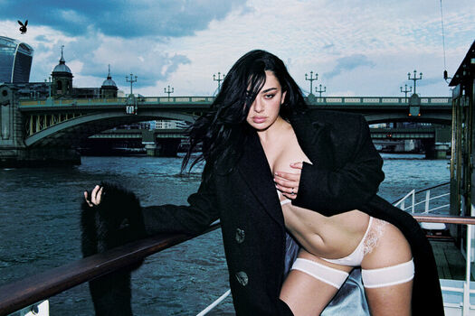Full leaked Charli xcx private onlyfans photo