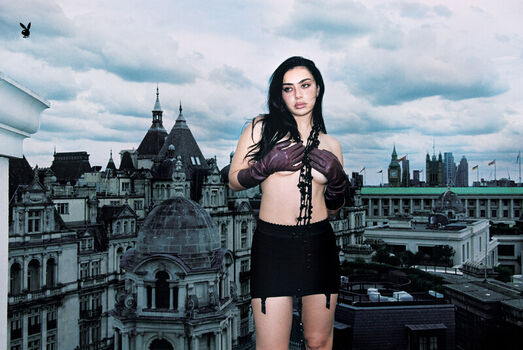 Full leaked Charli xcx private onlyfans photo
