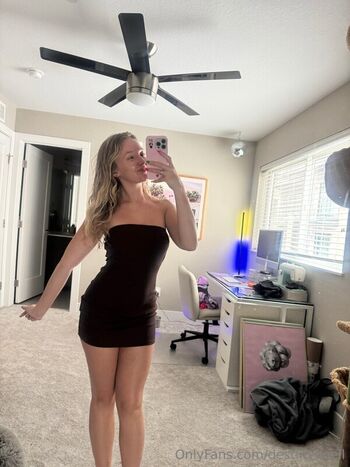 Full leaked Destinyyyyx private onlyfans photo