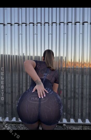 Full leaked Iamsaraly private onlyfans photo