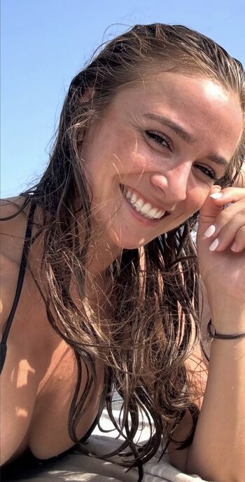 Full leaked Jeanne mcz private onlyfans photo