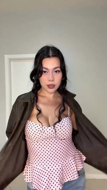 Full leaked Julia alvarenga private onlyfans photo