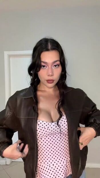 Full leaked Julia alvarenga private onlyfans photo