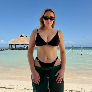 Full leaked Kim migneault page private onlyfans photo