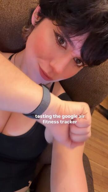 lifterlily_
