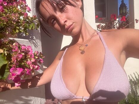 Lolaastevens