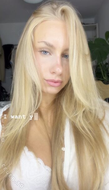 Full leaked Loulou fbl private onlyfans photo