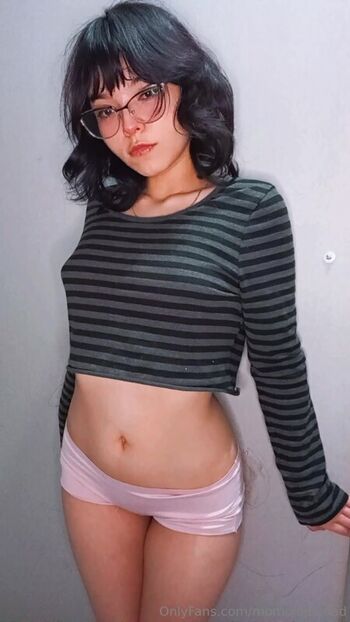 Full leaked Momoiro cosplay page private onlyfans photo