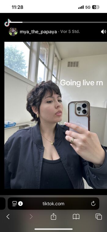 mya_the_papaya