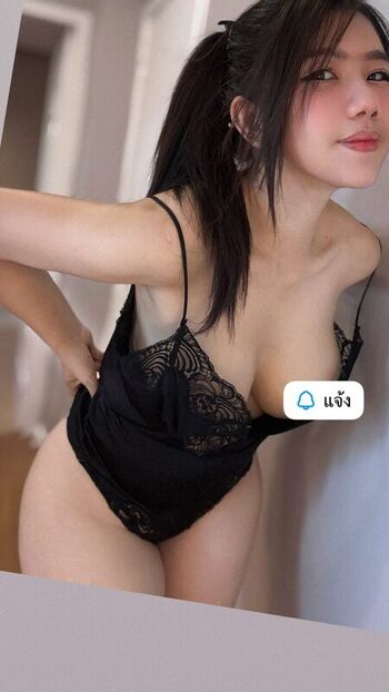 Full leaked Niparat konyai private onlyfans photo