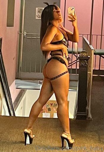 Full leaked Pink baby page private onlyfans photo