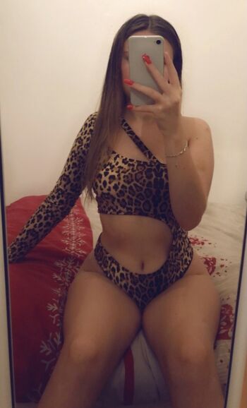 Queenamandine2