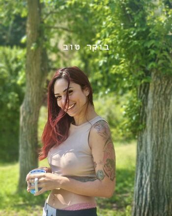 Full leaked Queenred private onlyfans photo