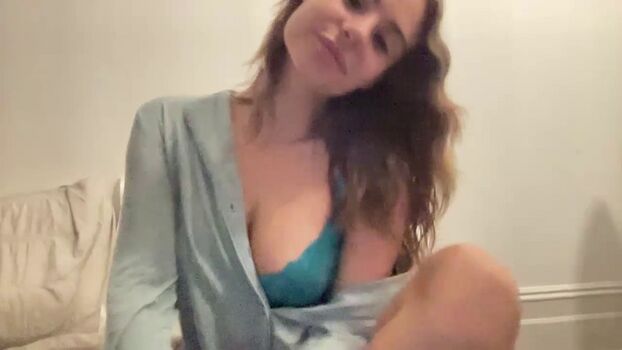 Roxy Rosewood
