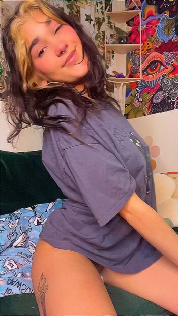 Full leaked Sweetcrystalbaby private onlyfans photo