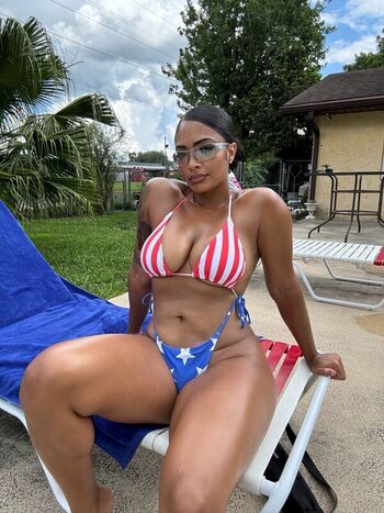 Full leaked Vanitybae private onlyfans photo
