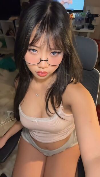 Full leaked Yinahomefi private onlyfans photo